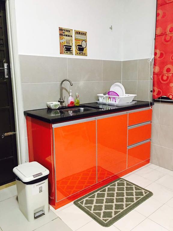 Homestay Melaka Urich Esterno foto